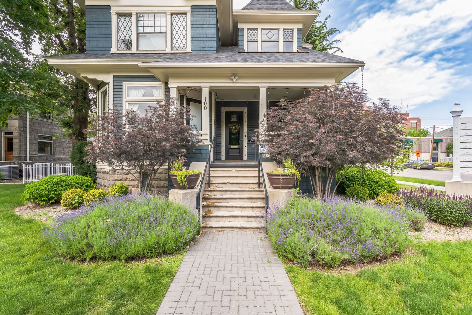 100 W Main St, Harrell House front entry